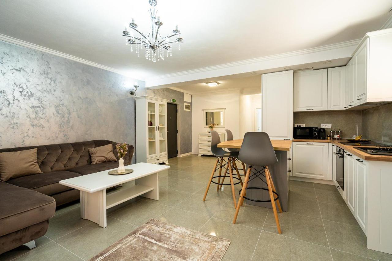 Armada Aparthotel Alba Iulia Bagian luar foto