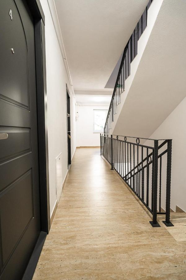 Armada Aparthotel Alba Iulia Bagian luar foto