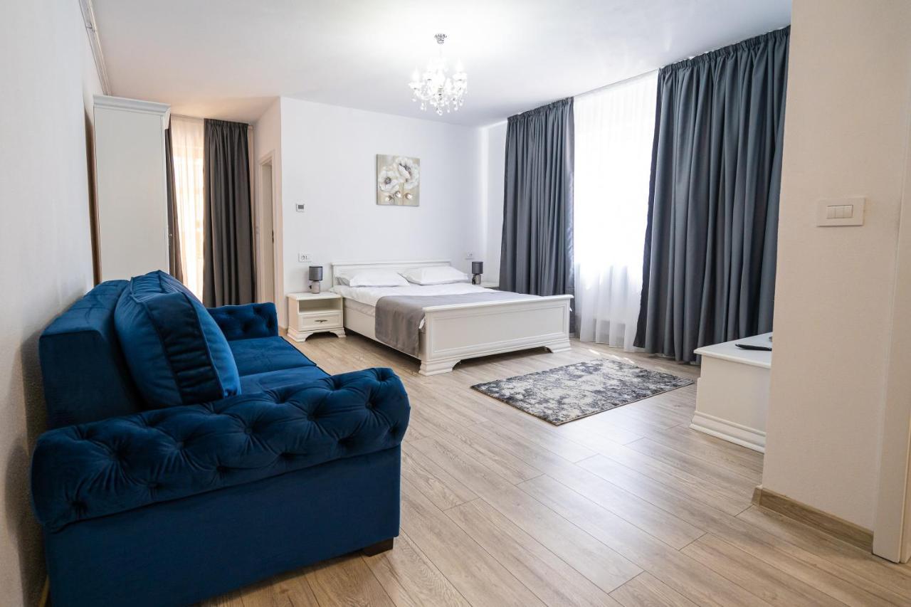 Armada Aparthotel Alba Iulia Bagian luar foto