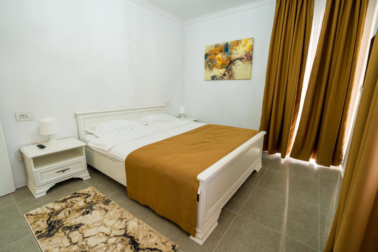 Armada Aparthotel Alba Iulia Bagian luar foto